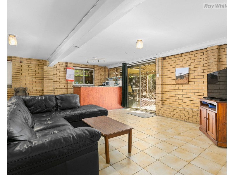 6 Glen Noble Avenue, Redbank Plains QLD 4301