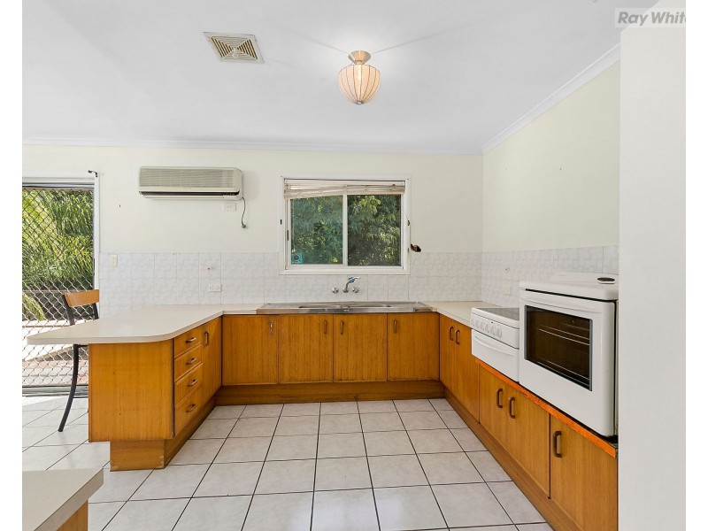 6 Glen Noble Avenue, Redbank Plains QLD 4301