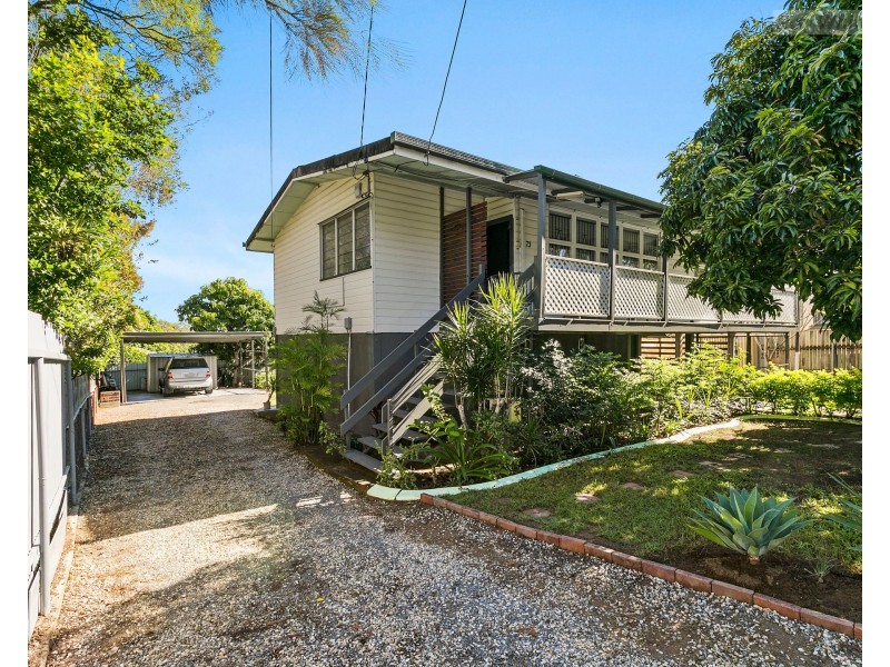 73 Redbank Plains Road, Goodna QLD 4300