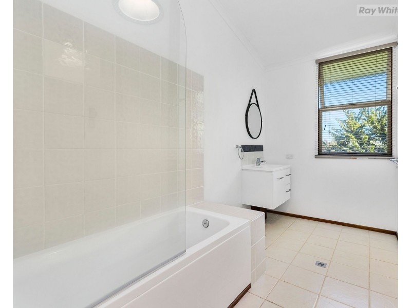 73 Redbank Plains Road, Goodna QLD 4300