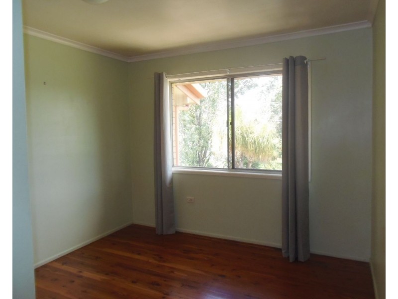 37 Caroline Street, Riverview QLD 4303
