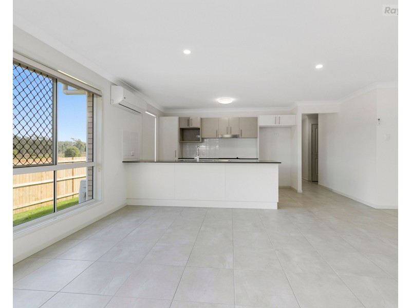 1/11 Simpson Street, Collingwood Park QLD 4301