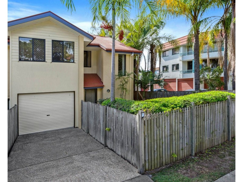 1/23 Kidston Terrace, Chermside QLD 4032