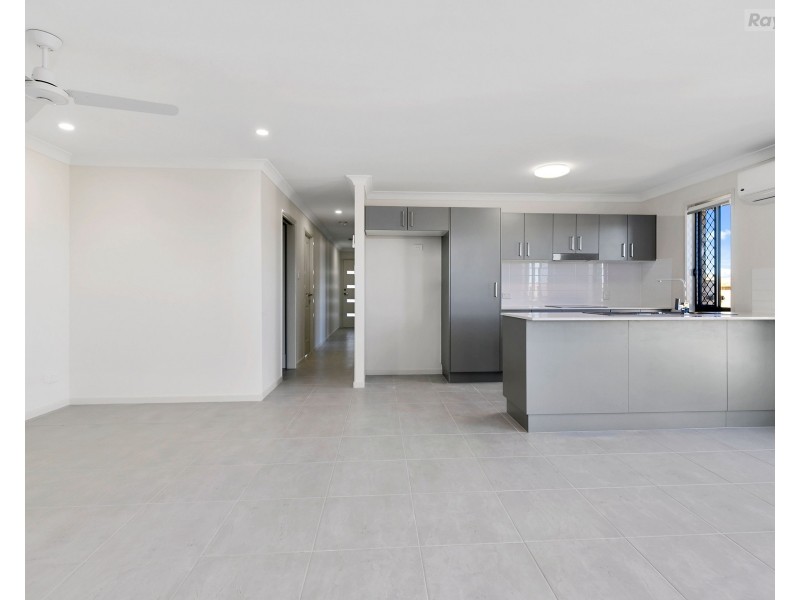 1/11 Norman Close, Collingwood Park QLD 4301