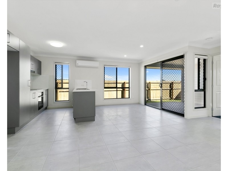 1/11 Norman Close, Collingwood Park QLD 4301