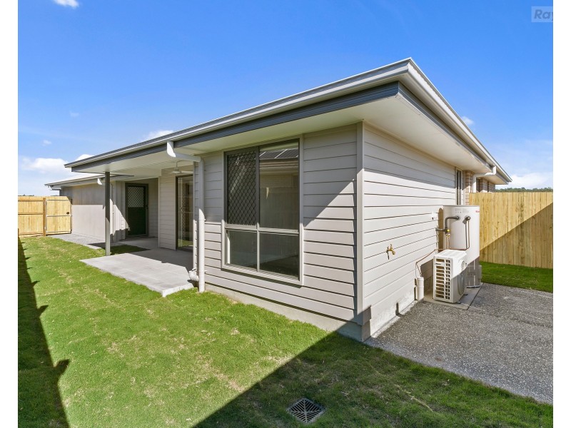 2/11 Norman Close, Collingwood Park QLD 4301