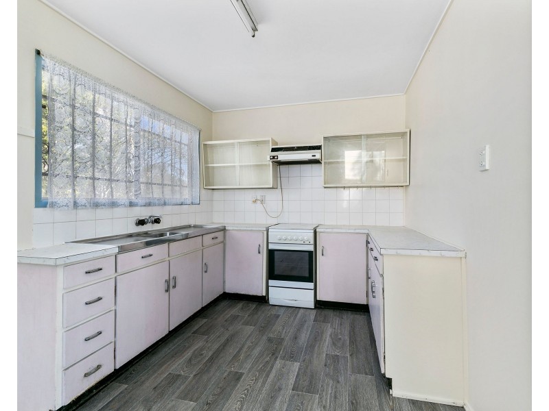 43 VIDERONI Street, Bundamba QLD 4304