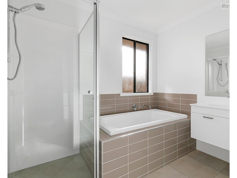2 Pisa Court, Redbank QLD 4301