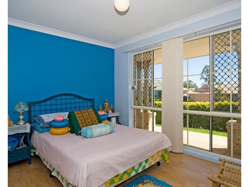 30 Whitmore Crescent, Goodna QLD 4300