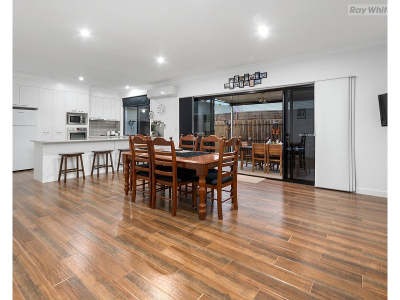 19 Macswiney Street, Collingwood Park QLD 4301