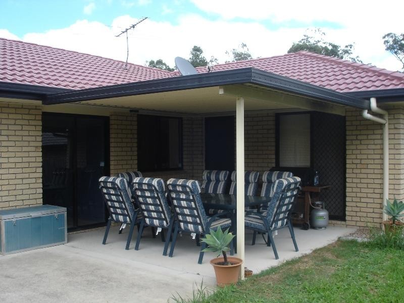 2 Buckland, Collingwood Park QLD 4301