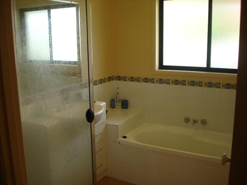2 Buckland, Collingwood Park QLD 4301