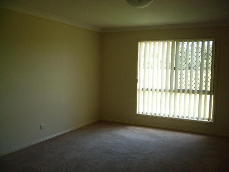 40 Sutherland Crescent, Goodna QLD 4300