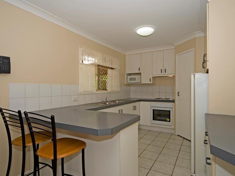 1 Knowles Close, Redbank Plains QLD 4301