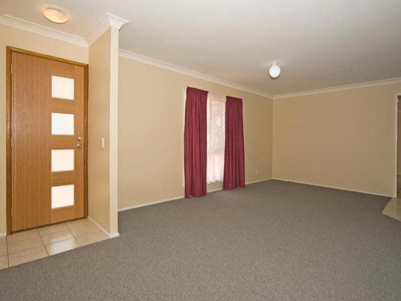 1 Knowles Close, Redbank Plains QLD 4301