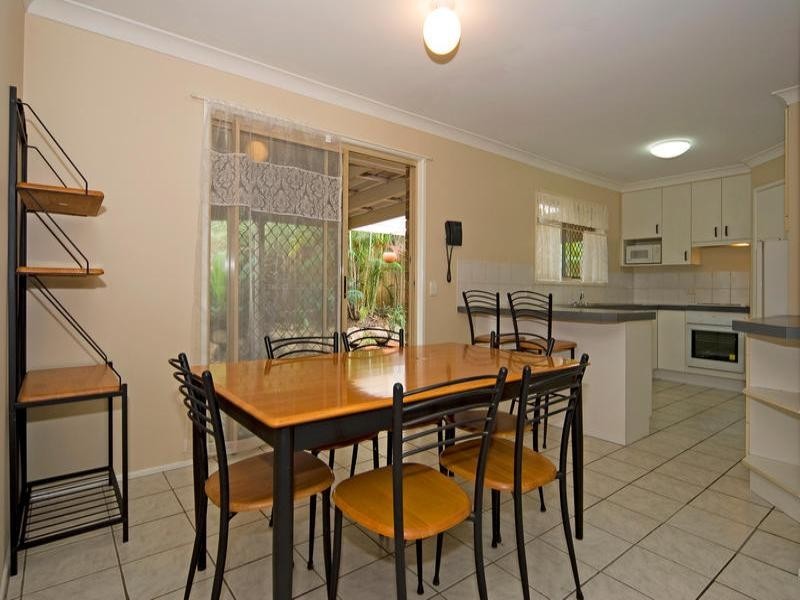1 Knowles Close, Redbank Plains QLD 4301