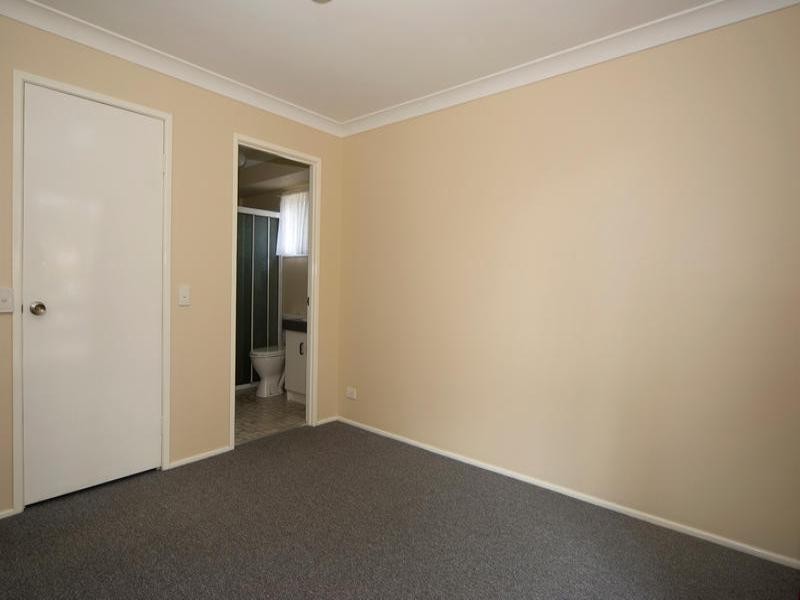 1 Knowles Close, Redbank Plains QLD 4301