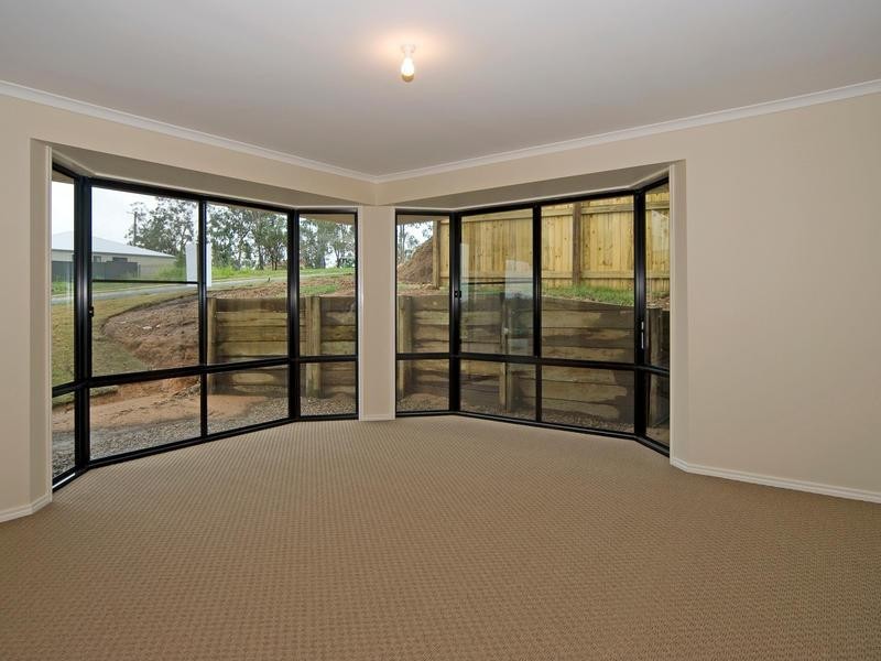 60 Davies Street, Goodna QLD 4300