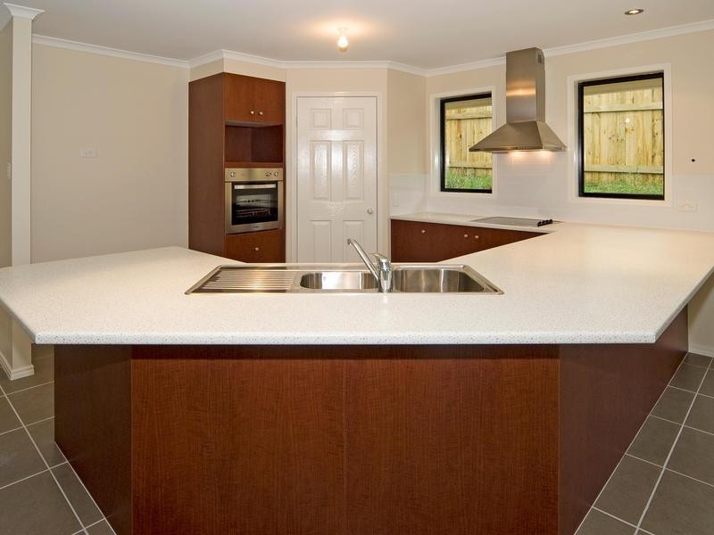 60 Davies Street, Goodna QLD 4300