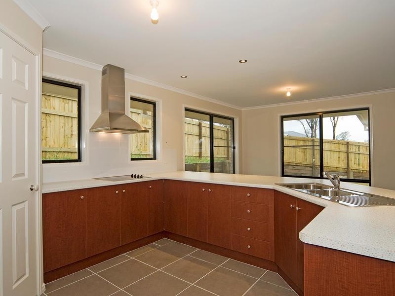 60 Davies Street, Goodna QLD 4300