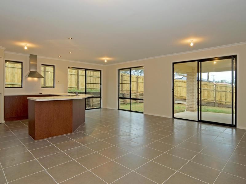 60 Davies Street, Goodna QLD 4300