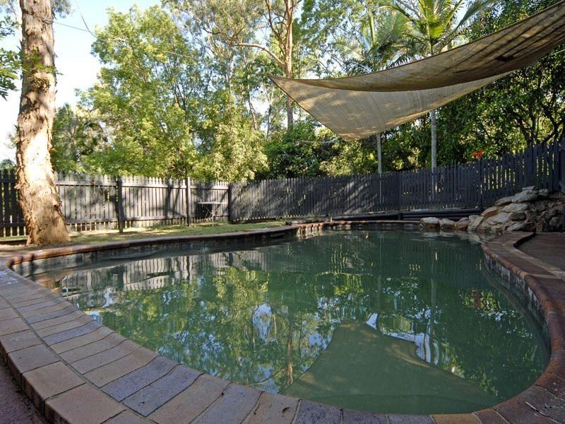 85 Mikkelsen Road, Camira QLD 4300