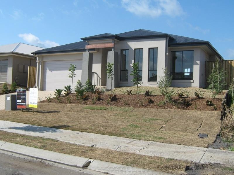 9 Daryl Reinhardt Street, Redbank Plains QLD 4301