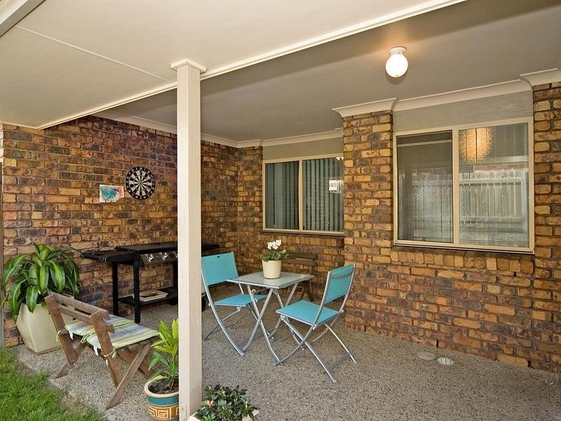 1/4 McBrien Court, Redbank Plains QLD 4301