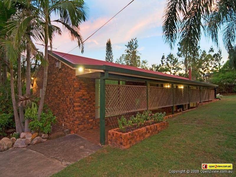 69 Boscawan Crescent, Bellbird Park QLD 4300