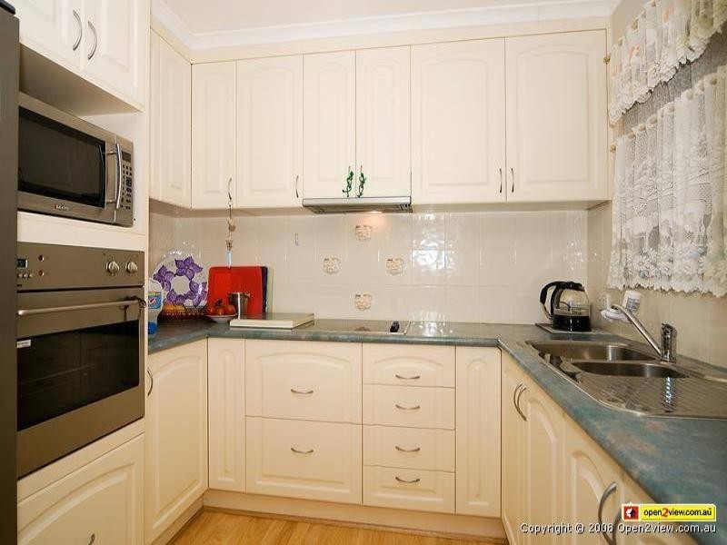 9 Barkala Street, Redbank Plains QLD 4301