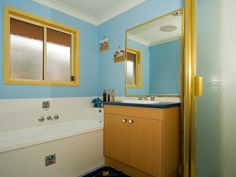 14 Bloodwood Place, Redbank QLD 4301