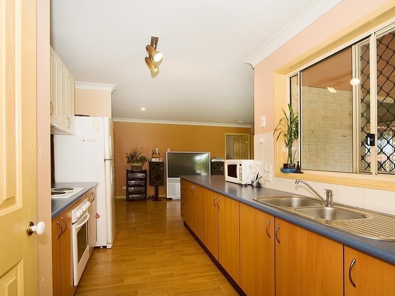 14 Bloodwood Place, Redbank QLD 4301