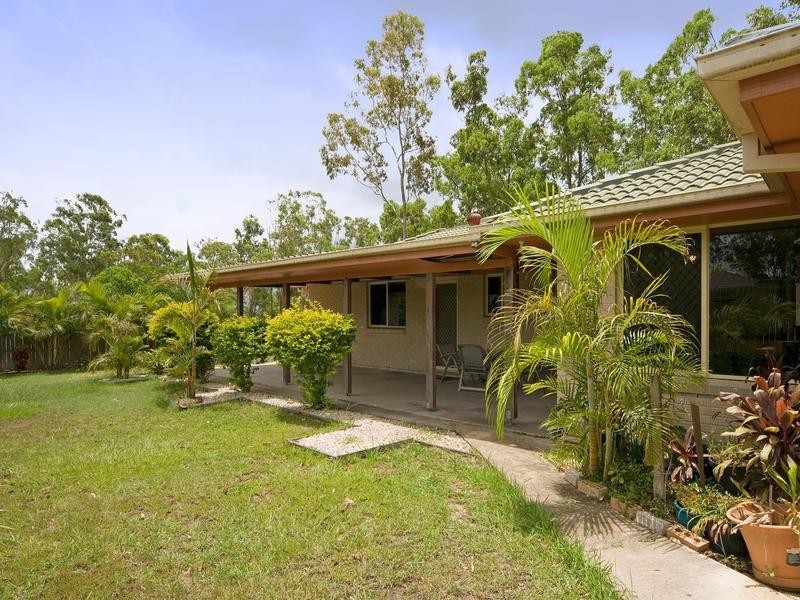 14 Bloodwood Place, Redbank QLD 4301