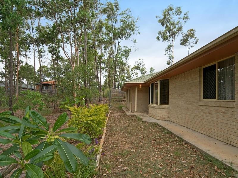 14 Bloodwood Place, Redbank QLD 4301
