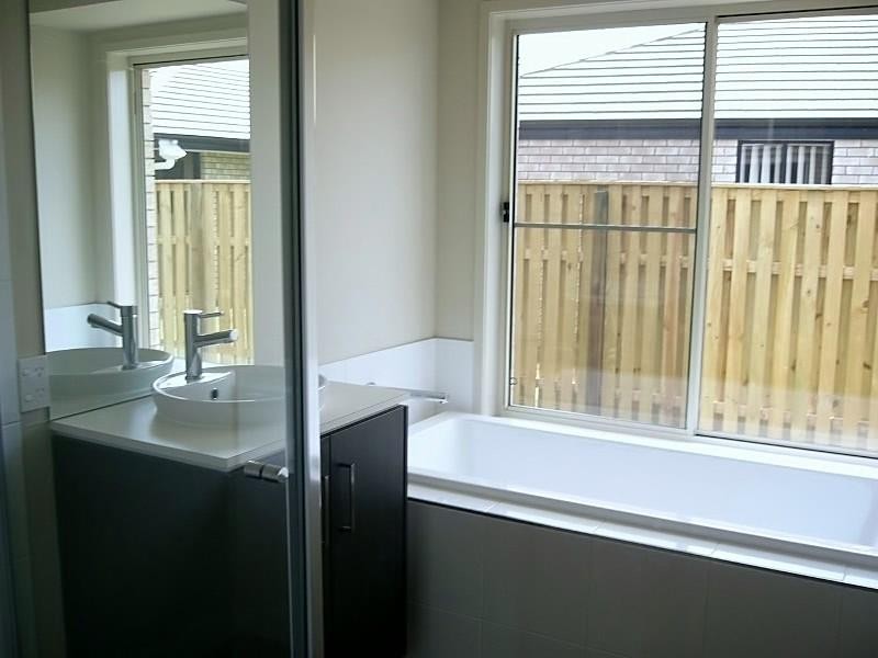 8 Daryl Reinhardt Street, Redbank Plains QLD 4301