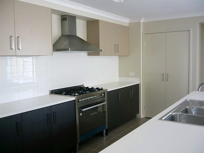 8 Daryl Reinhardt Street, Redbank Plains QLD 4301