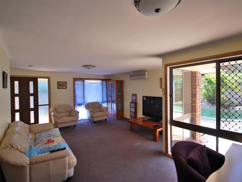 166 Cedar Road, Redbank Plains QLD 4301