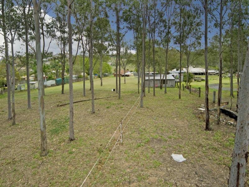 166 Cedar Road, Redbank Plains QLD 4301