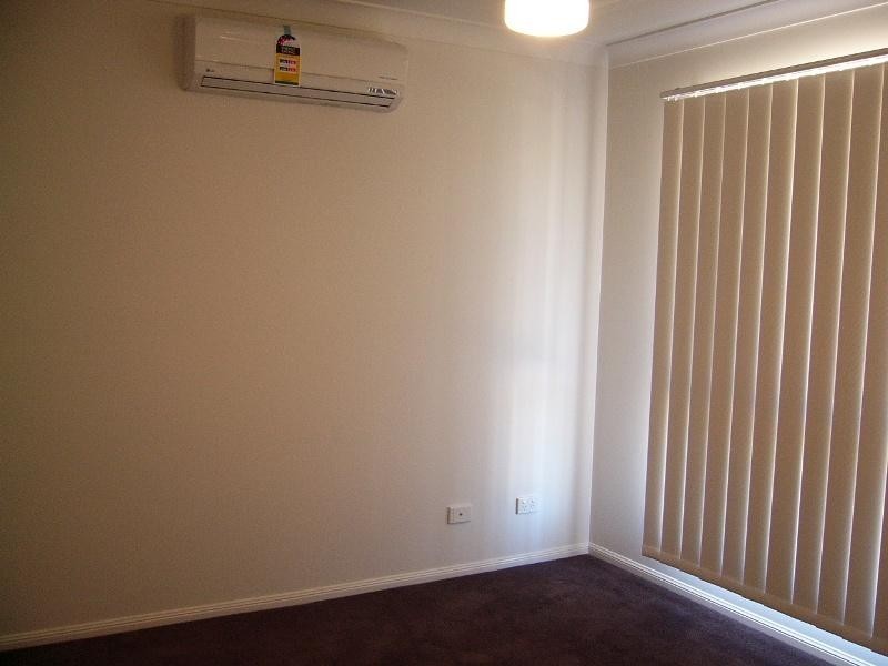 1/10 Bonogin Court, Redbank Plains QLD 4301