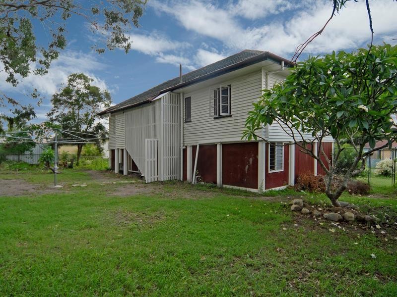 27 Caroline Street, Riverview QLD 4303