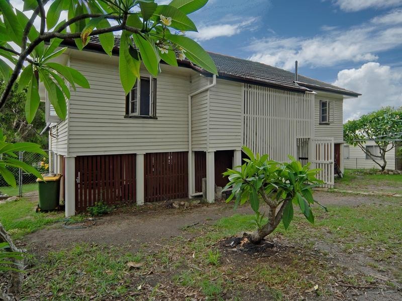 27 Caroline Street, Riverview QLD 4303