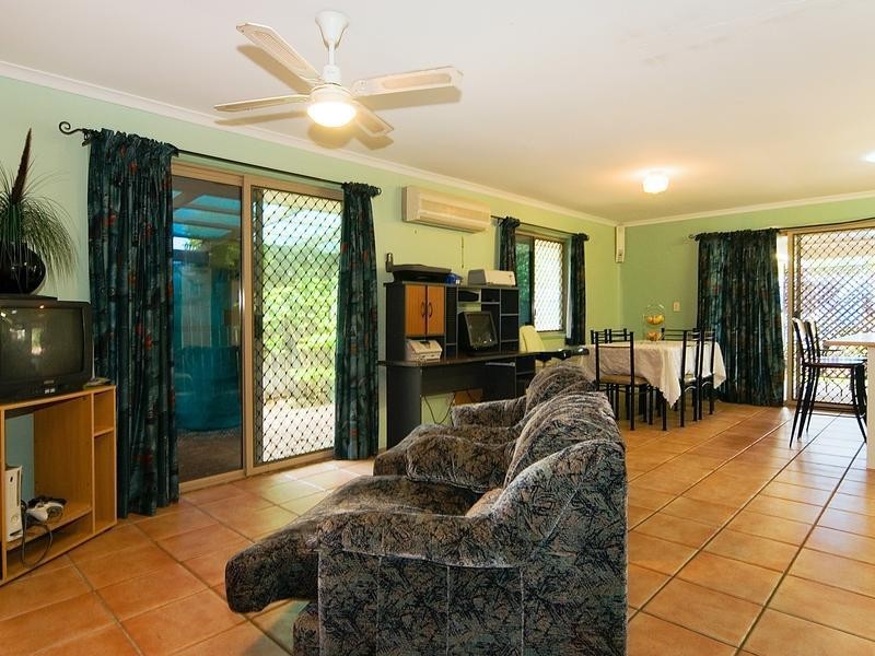 263 Henty Drive, Redbank Plains QLD 4301