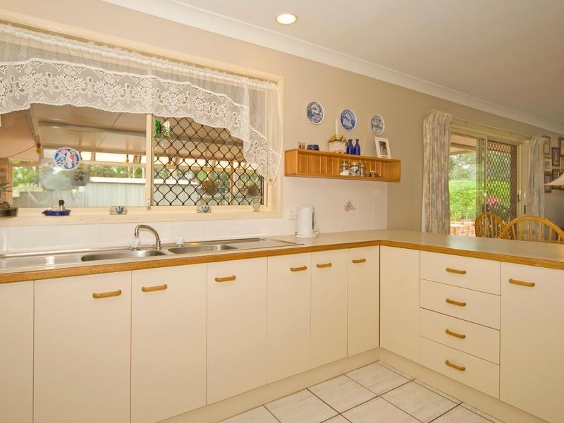 22 Rosa Court, Camira QLD 4300