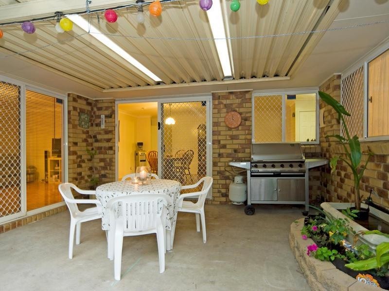 18 Rosa Court, Camira QLD 4300