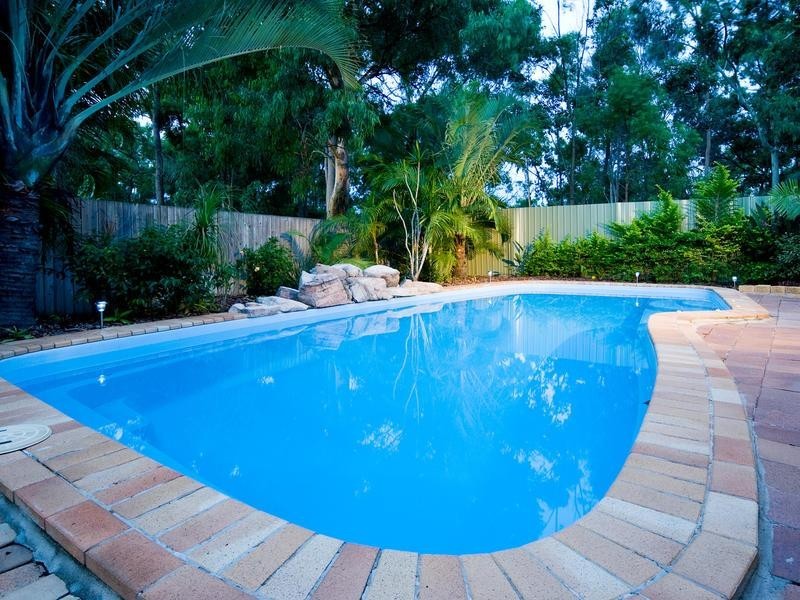 18 Rosa Court, Camira QLD 4300