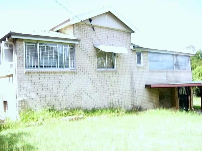 10 CREEK Street, Bundamba QLD 4304