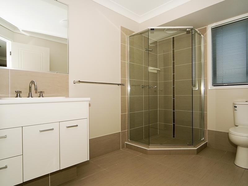 17 Holterman Street, Redbank Plains QLD 4301