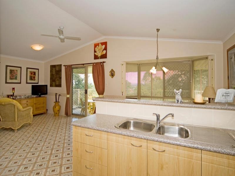 75 High Street, Bundamba QLD 4304