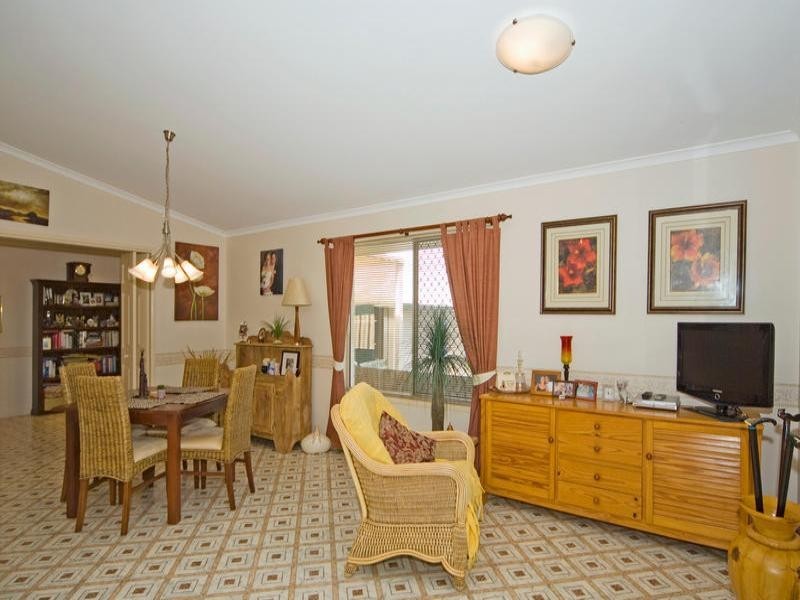 75 High Street, Bundamba QLD 4304