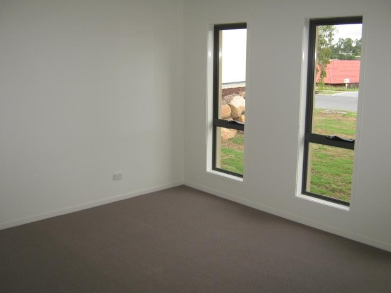 21 Higgins Street, Collingwood Park QLD 4301